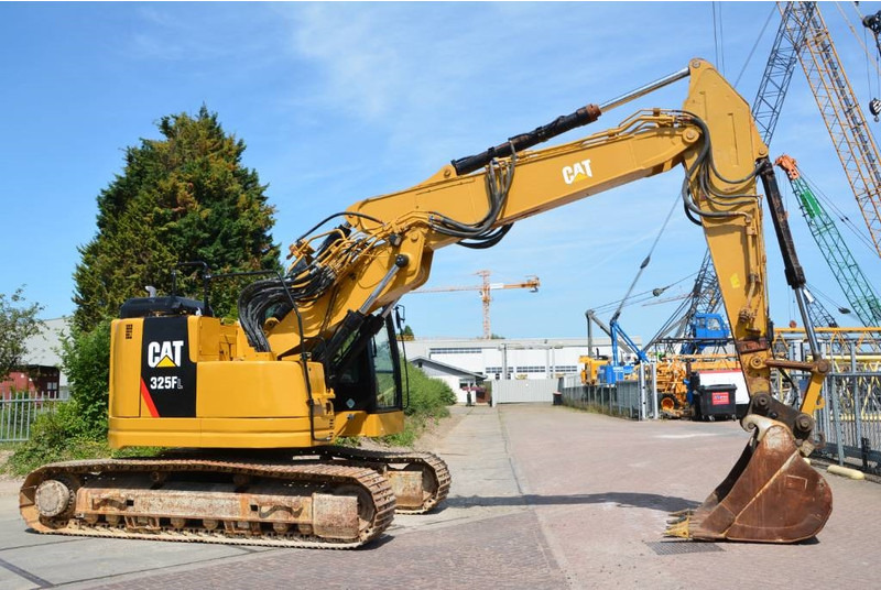 Cat 325 FL CR - Lintekskavaator: pilt 5 Cat 325 FL CR - Lintekskavaator: pilt 5