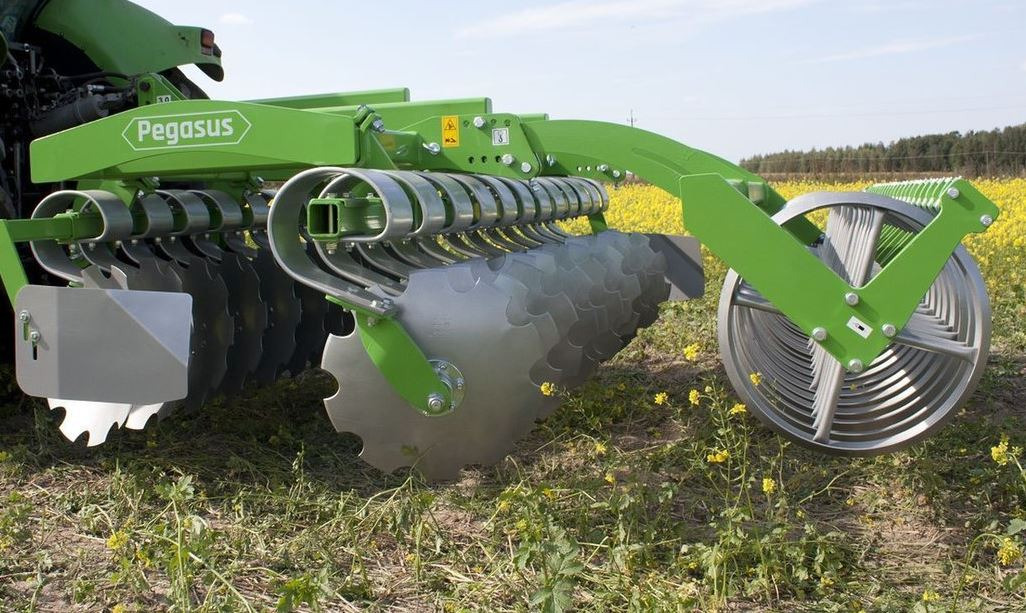 BOMET Brony talerzowe 3m / Kurzscheibeneggen/ Compact disc harrows/ Навесные дисковые компактные бороны - Ketasäke: pilt 2 BOMET Brony talerzowe 3m / Kurzscheibeneggen/ Compact disc harrows/ Навесные дисковые компактные бороны - Ketasäke: pilt 2