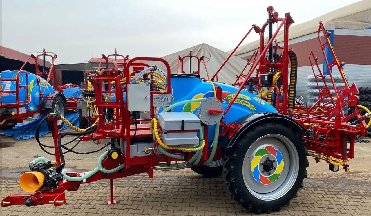 Biardzki Opryskiwacz przyczepiany 1200l/18 / Anhängespritze 1200 l / 18/ Trailed sprayer 1200 /18 / l/ Прицепной опрыскиватель 1200/18 - Järelveetav pritsija: pilt 2 Biardzki Opryskiwacz przyczepiany 1200l/18 / Anhängespritze 1200 l / 18/ Trailed sprayer 1200 /18 / l/ Прицепной опрыскиватель 1200/18 - Järelveetav pritsija: pilt 2