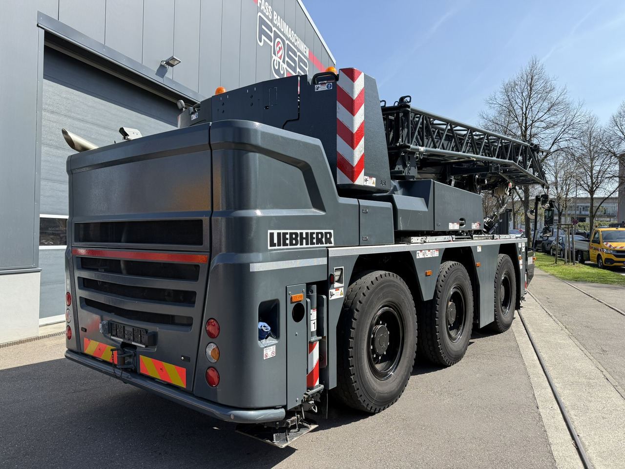 Liebherr LTC 1050-3.1 | 6 x 6 | Klappspitze | Funk inkl. RemoteDrive - Autokraana: pilt 4 Liebherr LTC 1050-3.1 | 6 x 6 | Klappspitze | Funk inkl. RemoteDrive - Autokraana: pilt 4