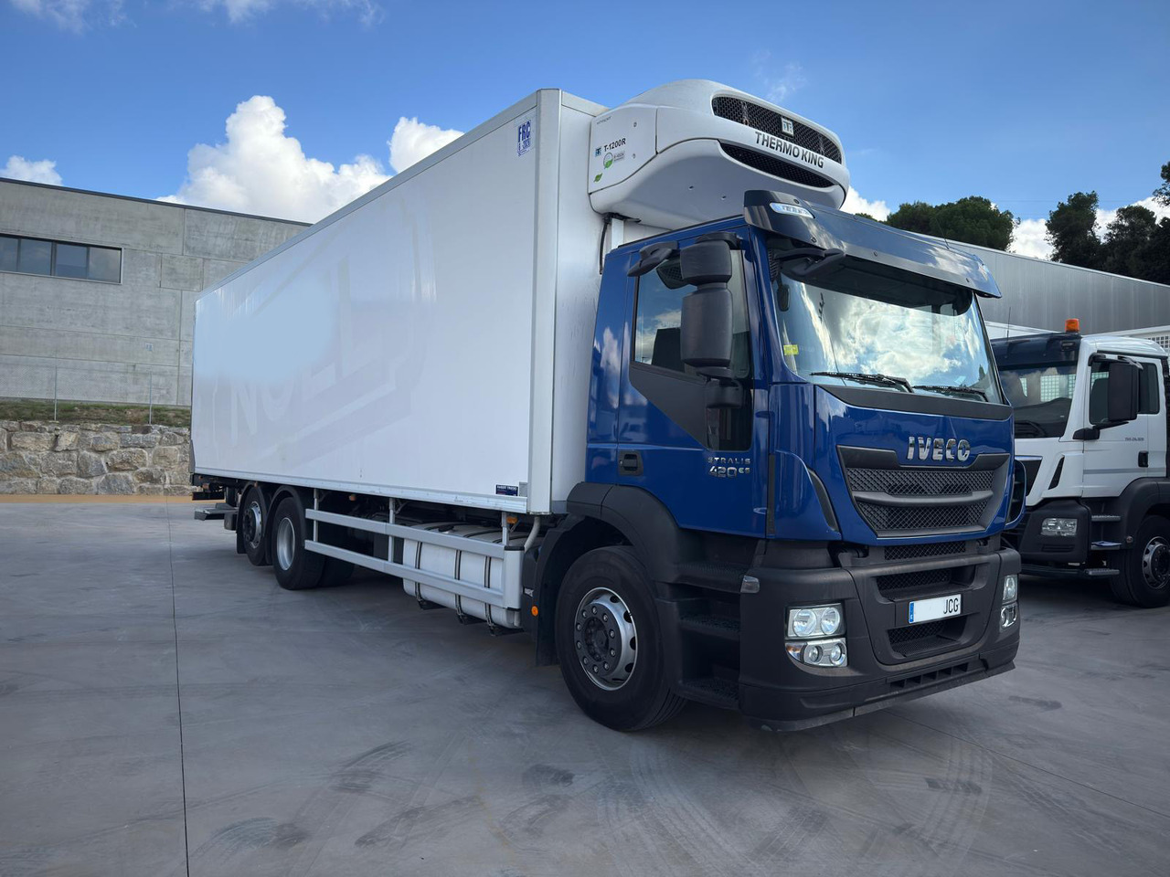 IVECO AD260S42 Stralis E6 (Refrigerator) - Külmutiga veoauto: pilt 2 IVECO AD260S42 Stralis E6 (Refrigerator) - Külmutiga veoauto: pilt 2