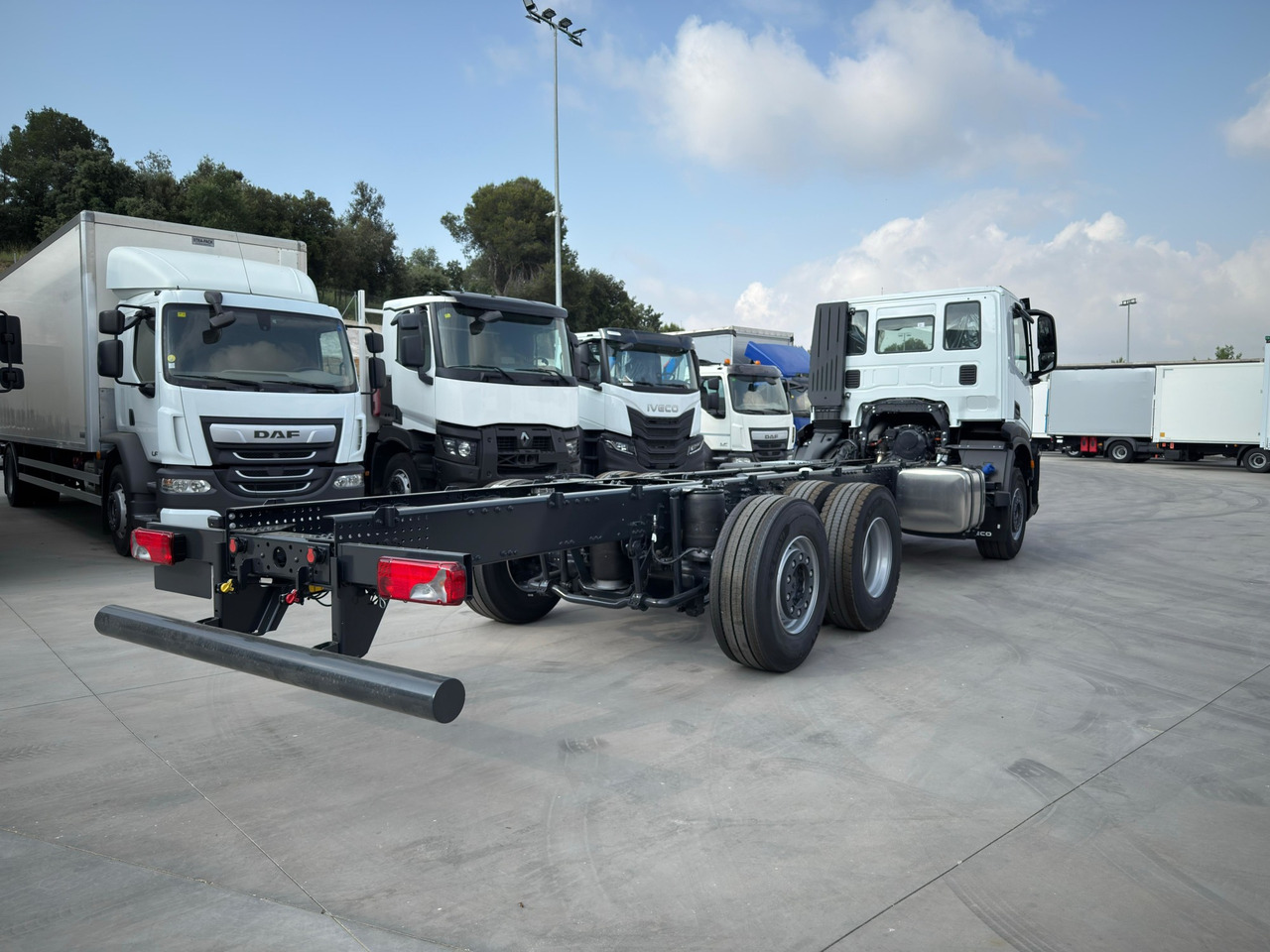 IVECO AD280X40 YPS ON X-WAY E6 (Chassis) - Kabiinišassiiga veoauto: pilt 4 IVECO AD280X40 YPS ON X-WAY E6 (Chassis) - Kabiinišassiiga veoauto: pilt 4