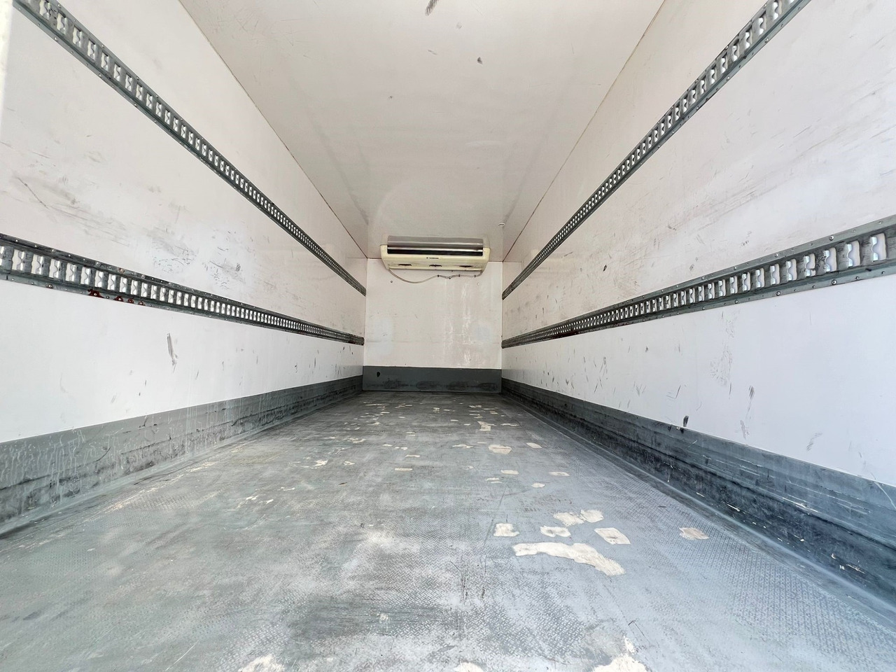 IVECO ML140E28 Eurocargo E6 (Refrigerator) - Külmutiga veoauto: pilt 5 IVECO ML140E28 Eurocargo E6 (Refrigerator) - Külmutiga veoauto: pilt 5