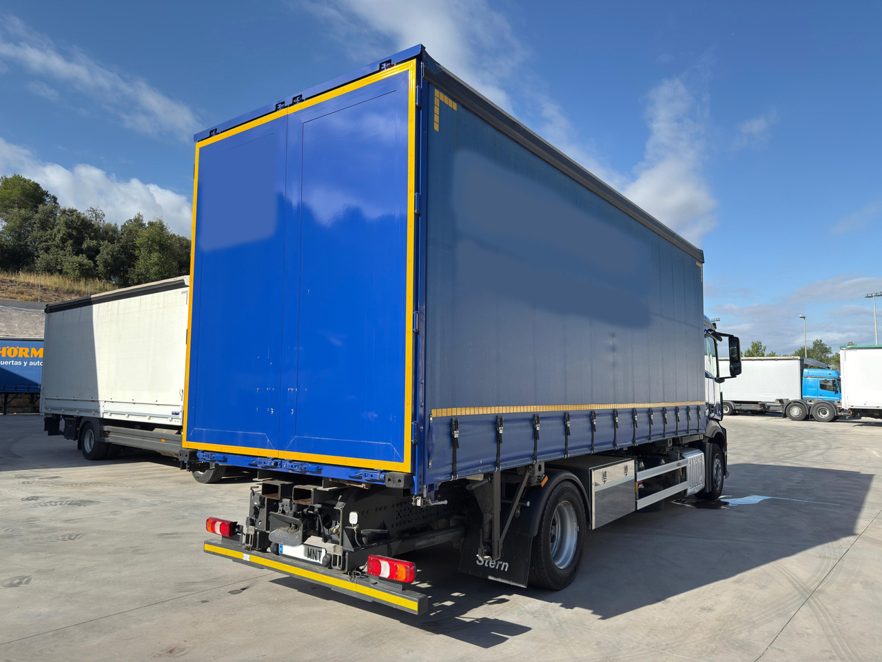 MERCEDES BENZ 18.33 Antos E6 (Self-portable) - Tent veoauto: pilt 3 MERCEDES BENZ 18.33 Antos E6 (Self-portable) - Tent veoauto: pilt 3