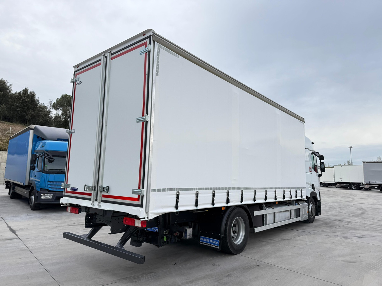 RENAULT T430 E6 (Tauliner) - Tent veoauto: pilt 4 RENAULT T430 E6 (Tauliner) - Tent veoauto: pilt 4