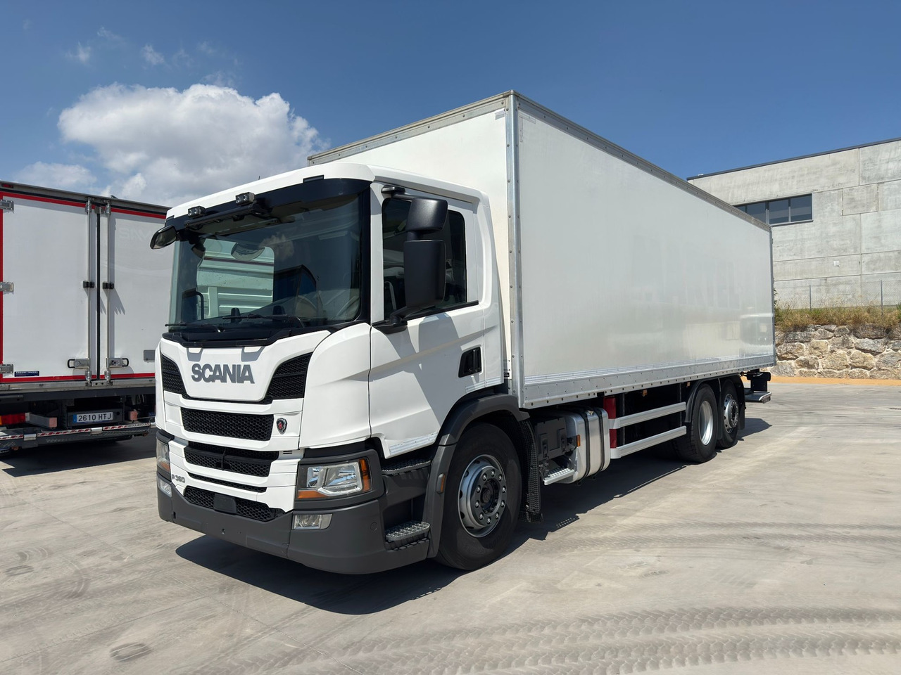 SCANIA P360 E6 (VAN) - Kasti veoauto: pilt 1 SCANIA P360 E6 (VAN) - Kasti veoauto: pilt 1