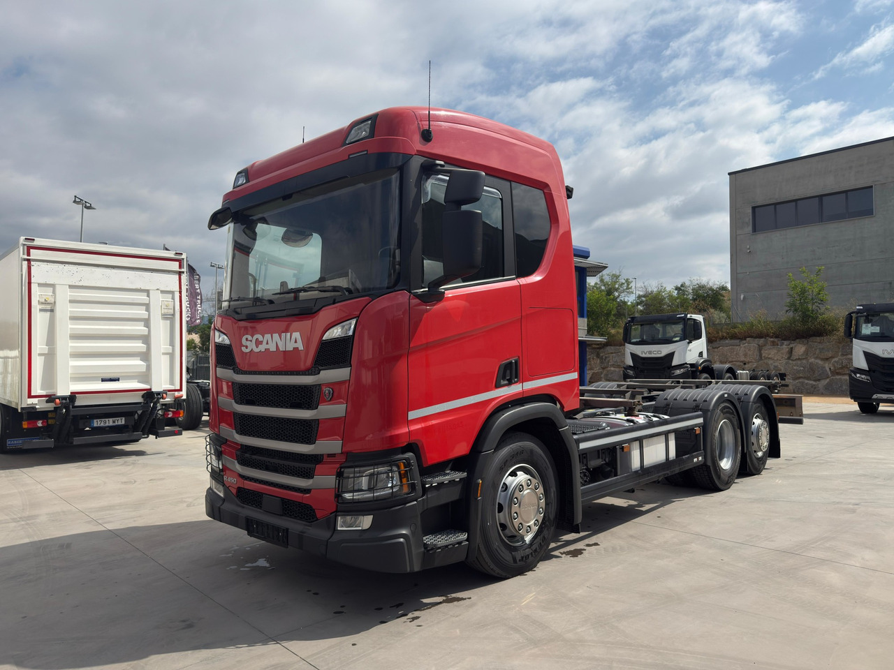 SCANIA R450 E6 (Chassis) - Kabiinišassiiga veoauto: pilt 1 SCANIA R450 E6 (Chassis) - Kabiinišassiiga veoauto: pilt 1