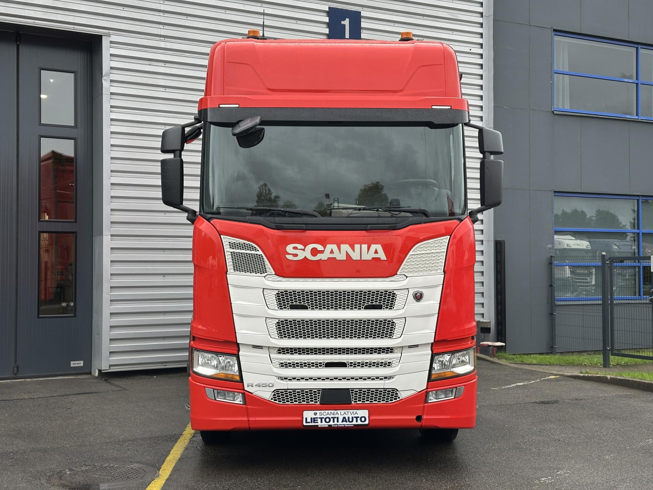 SCANIA R 450 A4x2NA - Sadulveok: pilt 3 SCANIA R 450 A4x2NA - Sadulveok: pilt 3