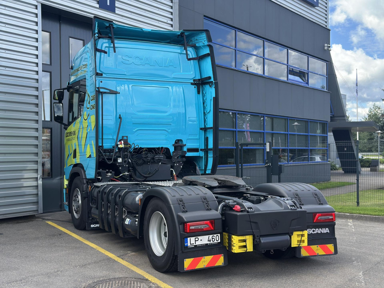 SCANIA R 460 A4x2NB - Sadulveok: pilt 5 SCANIA R 460 A4x2NB - Sadulveok: pilt 5