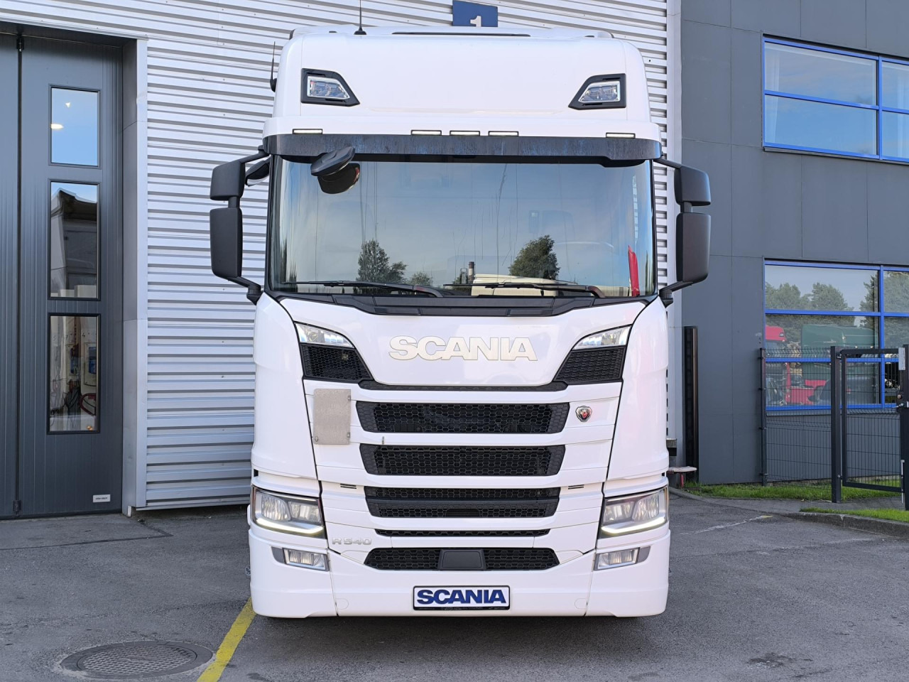 SCANIA R 540 A6x2NB - Sadulveok: pilt 3 SCANIA R 540 A6x2NB - Sadulveok: pilt 3
