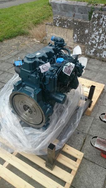 Kubota V3300 - Mootor - Ehitusmasinad: pilt 3 Kubota V3300 - Mootor - Ehitusmasinad: pilt 3