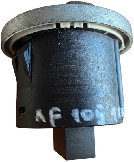 DAF XF 105 - Armatuurlaud: pilt 3 DAF XF 105 - Armatuurlaud: pilt 3