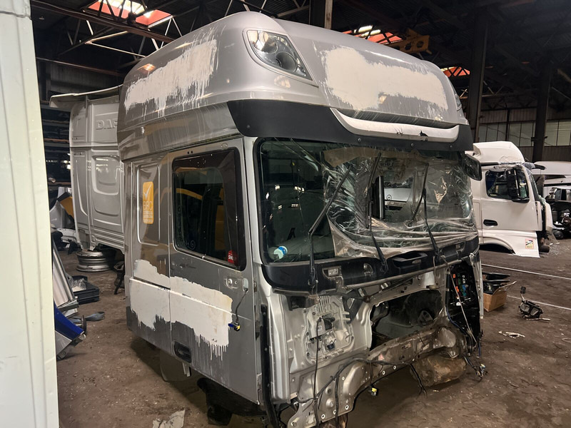 DAF XF 2020 - Kabiin ja interjöör: pilt 1 DAF XF 2020 - Kabiin ja interjöör: pilt 1