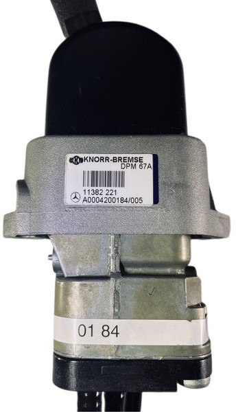 KNORR-BREMSE A0004200184 - Kabiin ja interjöör: pilt 3 KNORR-BREMSE A0004200184 - Kabiin ja interjöör: pilt 3