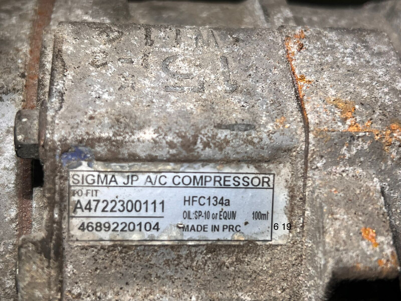 Mercedes-Benz  - Kliimaseadme kompressor: pilt 2 Mercedes-Benz  - Kliimaseadme kompressor: pilt 2