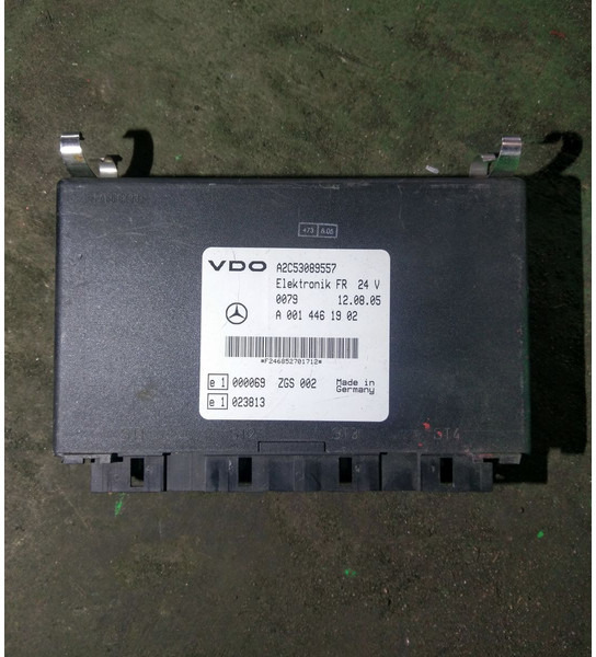 Mercedes-Benz VDO Elektronik FR - Mootori juhtimisseade: pilt 1 Mercedes-Benz VDO Elektronik FR - Mootori juhtimisseade: pilt 1