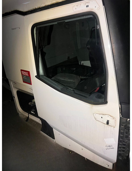 Renault 2022 doors - Uks ja varuosad: pilt 1 Renault 2022 doors - Uks ja varuosad: pilt 1