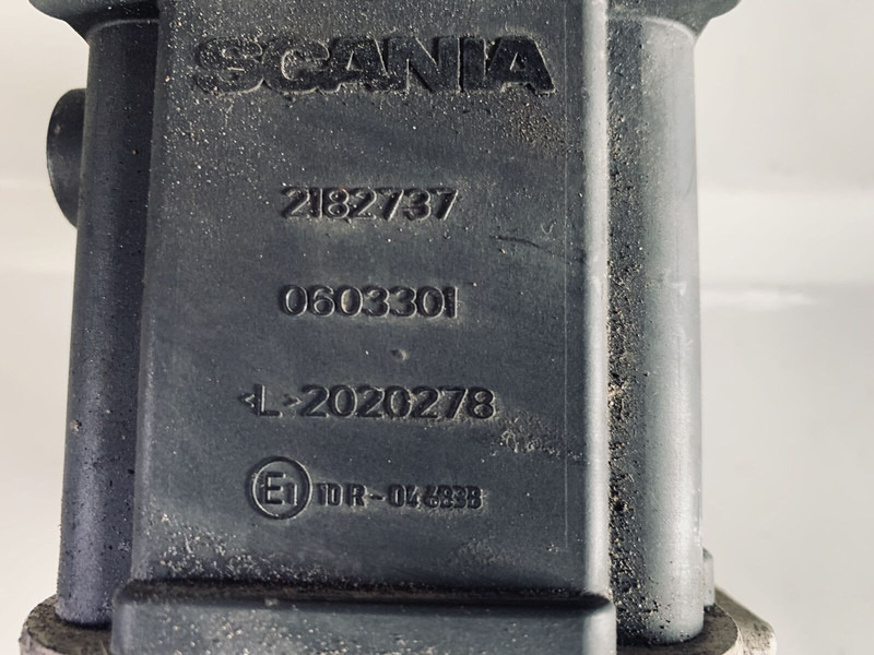 Scania 124 - Väljalaskesüsteem: pilt 3 Scania 124 - Väljalaskesüsteem: pilt 3