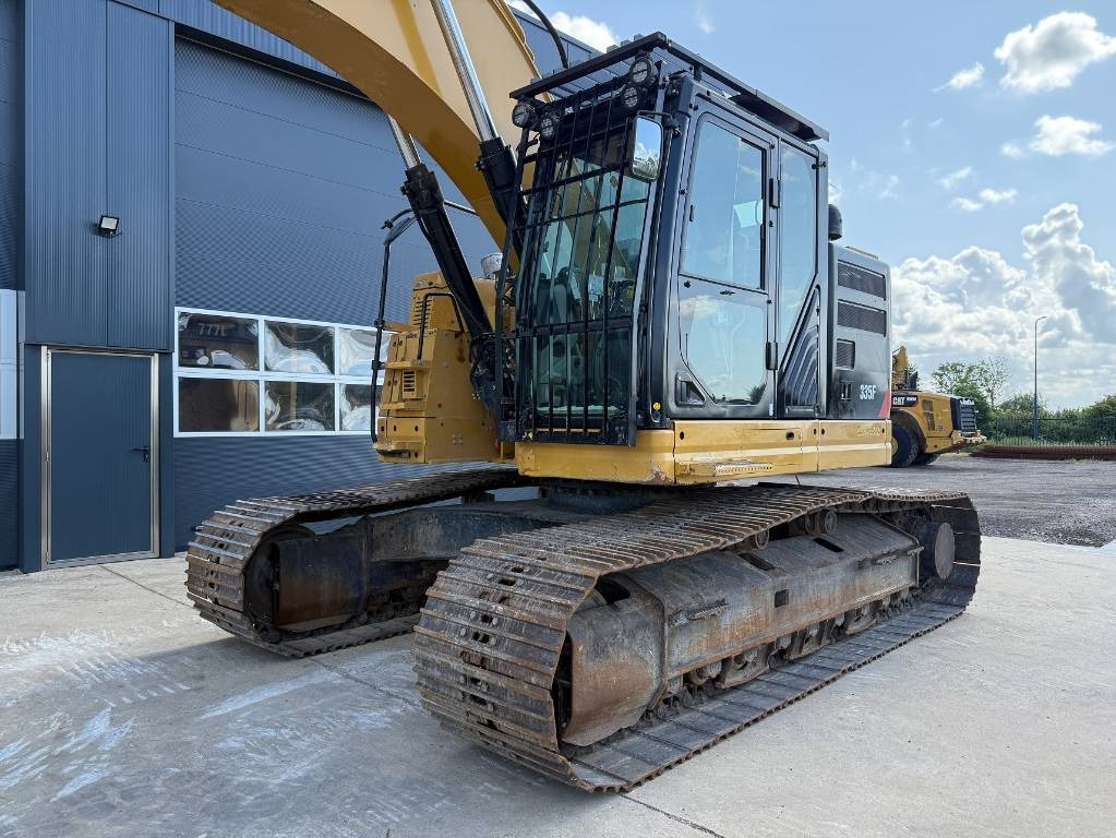 CAT 335 F L CR - Lintekskavaator: pilt 5 CAT 335 F L CR - Lintekskavaator: pilt 5