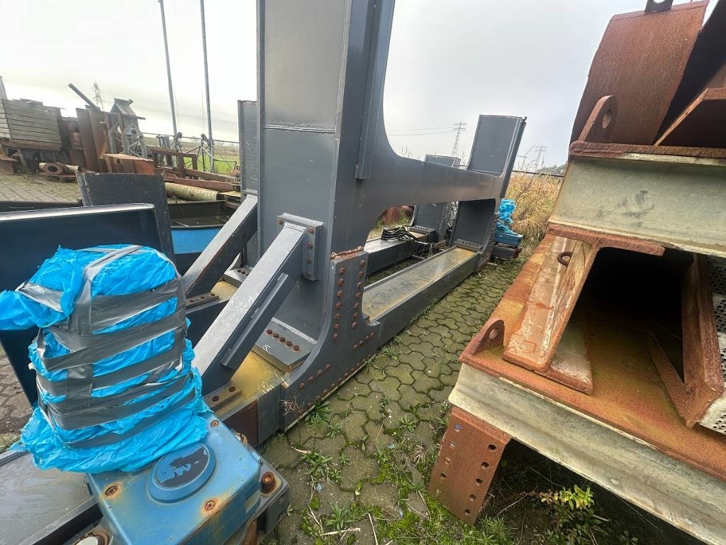 Jäätme-/ Tööstuslik käitleja Fuchs SHL 850D ELECTRO: pilt 19