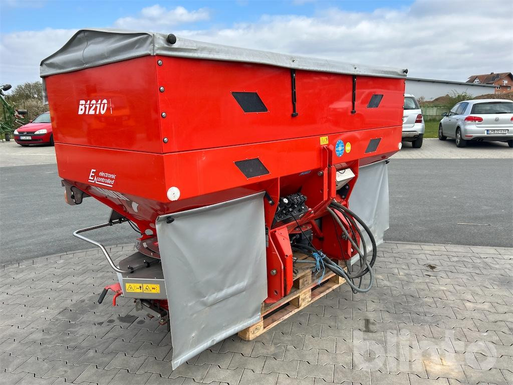 2008 Rauch Axera H/EMC - Väetiselaoturid: pilt 4 2008 Rauch Axera H/EMC - Väetiselaoturid: pilt 4