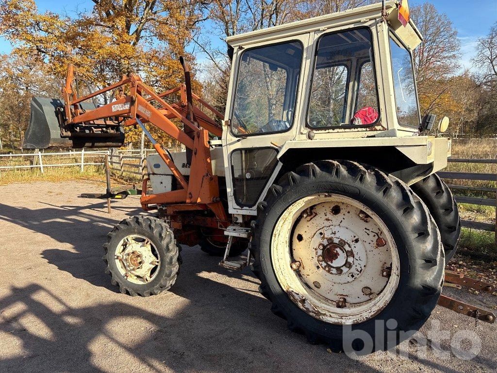 BELARUS T-42 - Traktor: pilt 3 BELARUS T-42 - Traktor: pilt 3