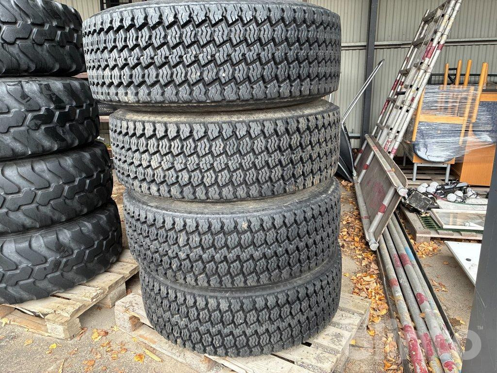 Bridgestone 385/65 R 22.5 - Komplektne ratas - Ehitusmasinad: pilt 1 Bridgestone 385/65 R 22.5 - Komplektne ratas - Ehitusmasinad: pilt 1
