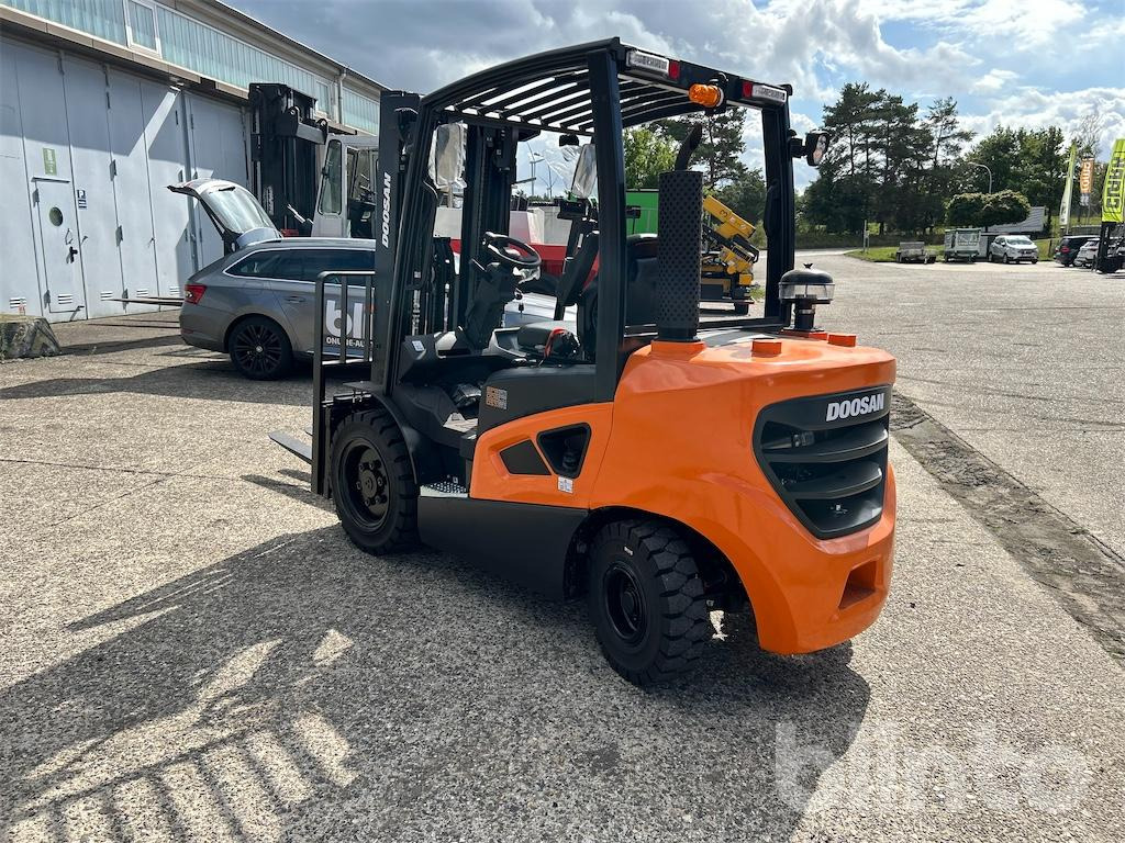 Doosan D30S-9 ( 2023) - Kahveltõstuk: pilt 3 Doosan D30S-9 ( 2023) - Kahveltõstuk: pilt 3