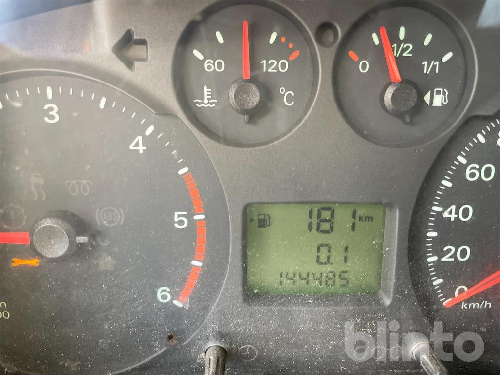 Ford Transit Torneo - Tarbesõiduk kallur, Meeskonnaauto: pilt 5 Ford Transit Torneo - Tarbesõiduk kallur, Meeskonnaauto: pilt 5