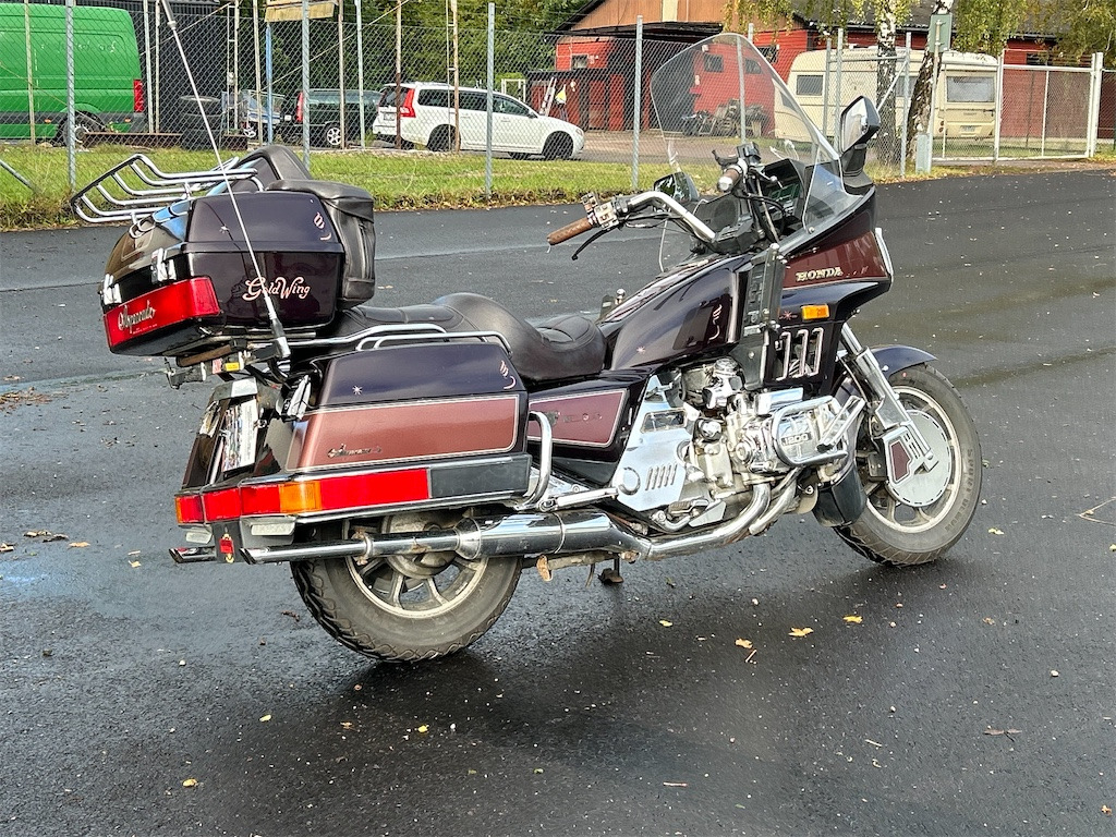 HONDA Goldwing Aspencade 1200cc - Mootorratas: pilt 3 HONDA Goldwing Aspencade 1200cc - Mootorratas: pilt 3