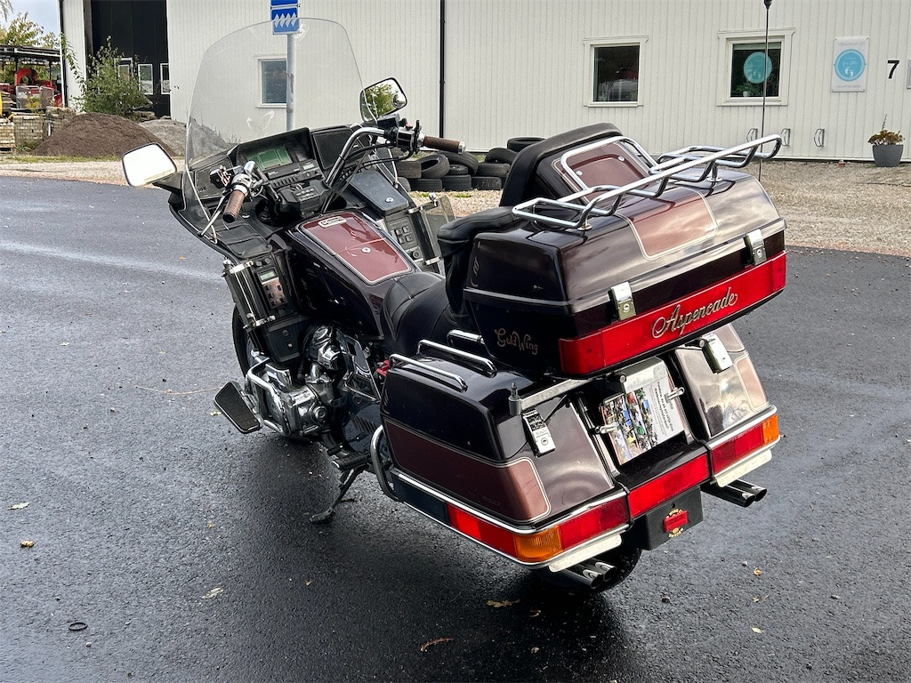 HONDA Goldwing Aspencade 1200cc - Mootorratas: pilt 5 HONDA Goldwing Aspencade 1200cc - Mootorratas: pilt 5