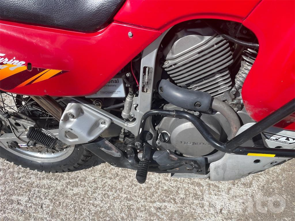Mootorratas HONDA XL 600V TRANSALP P: pilt 6