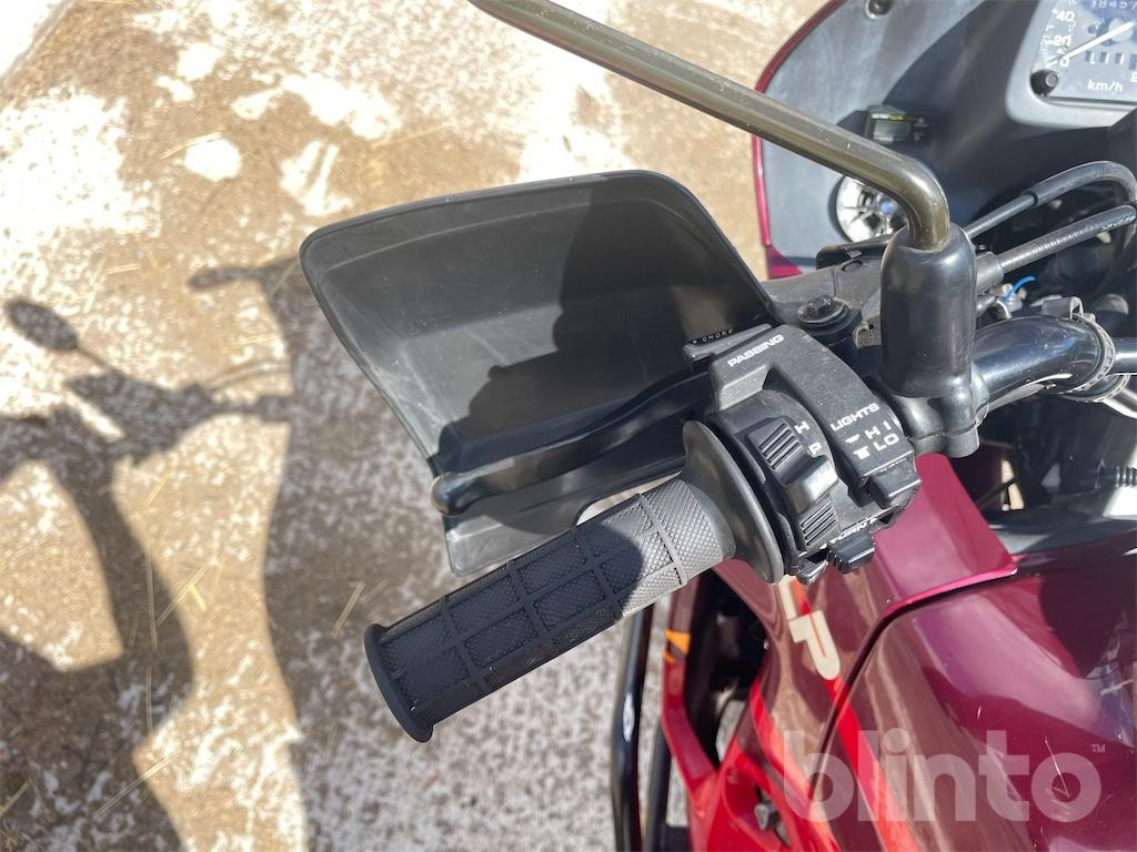 Mootorratas HONDA XL 600V TRANSALP P: pilt 16