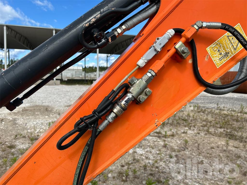 Lintekskavaator Hitachi: pilt 26 Lintekskavaator Hitachi: pilt 26