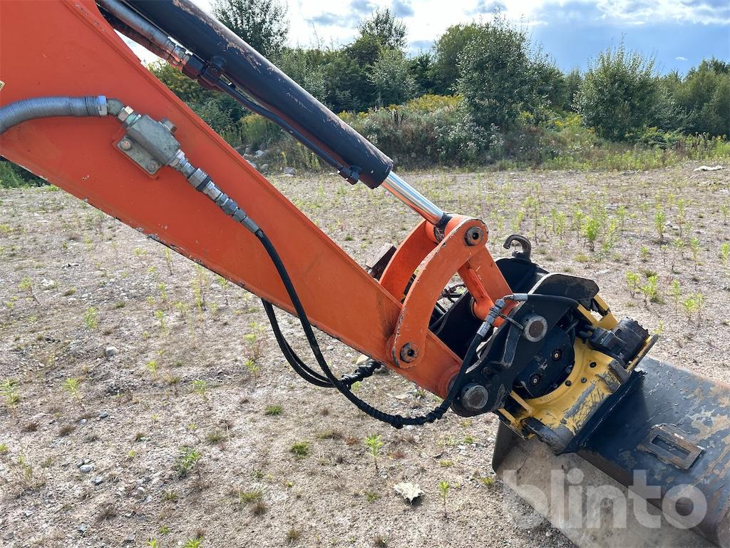 Lintekskavaator Hitachi: pilt 20 Lintekskavaator Hitachi: pilt 20