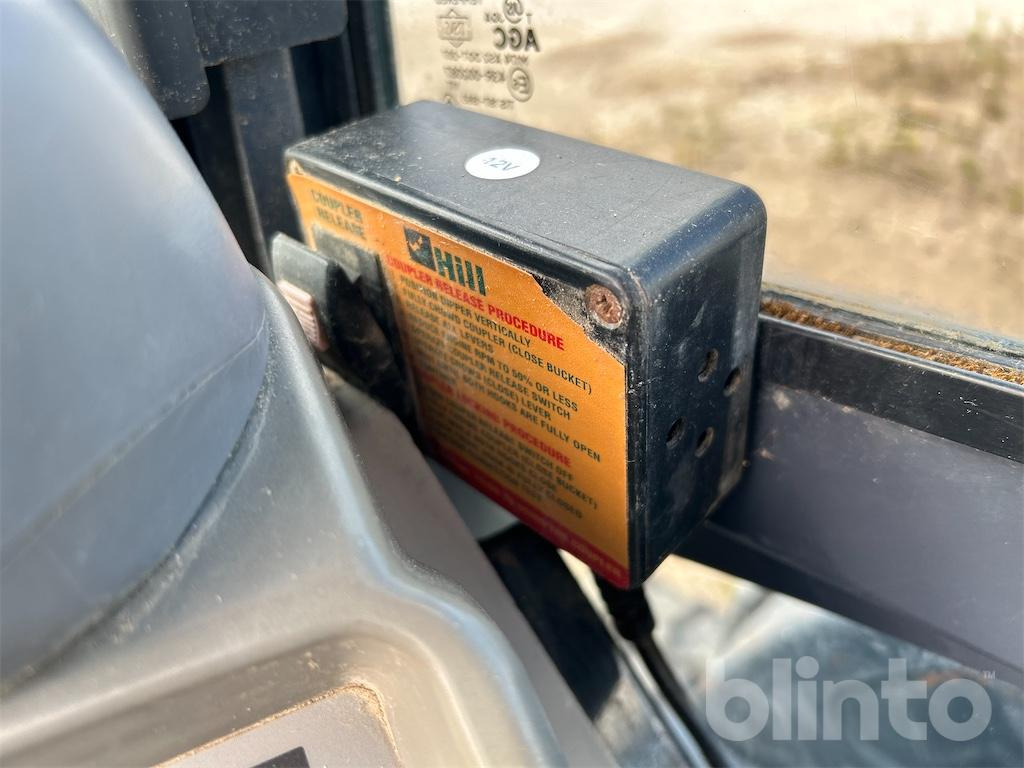 Lintekskavaator Hitachi: pilt 42 Lintekskavaator Hitachi: pilt 42