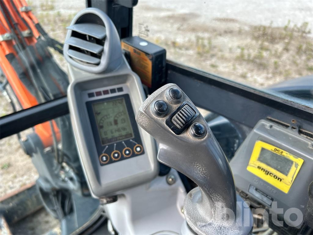 Lintekskavaator Hitachi: pilt 40 Lintekskavaator Hitachi: pilt 40