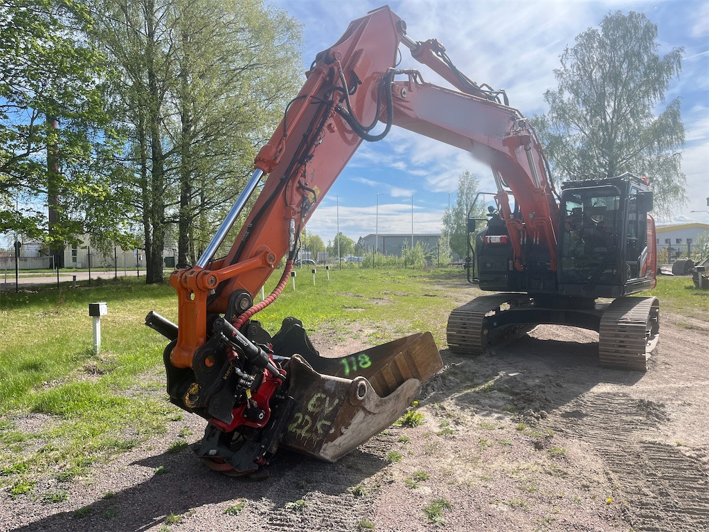 Hitachi ZX225USLC-7 - Lintekskavaator: pilt 3 Hitachi ZX225USLC-7 - Lintekskavaator: pilt 3