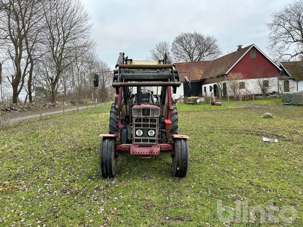 INTERNATIONAL 685 XL - Traktor: pilt 2 INTERNATIONAL 685 XL - Traktor: pilt 2