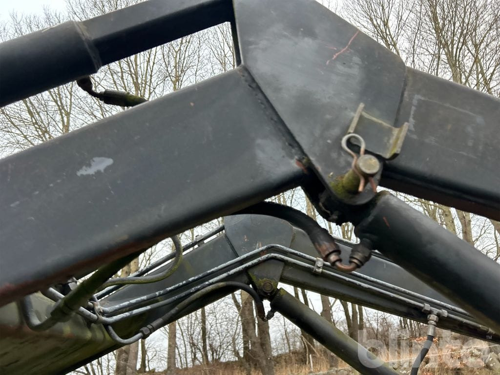 Traktor INTERNATIONAL 685 XL: pilt 18