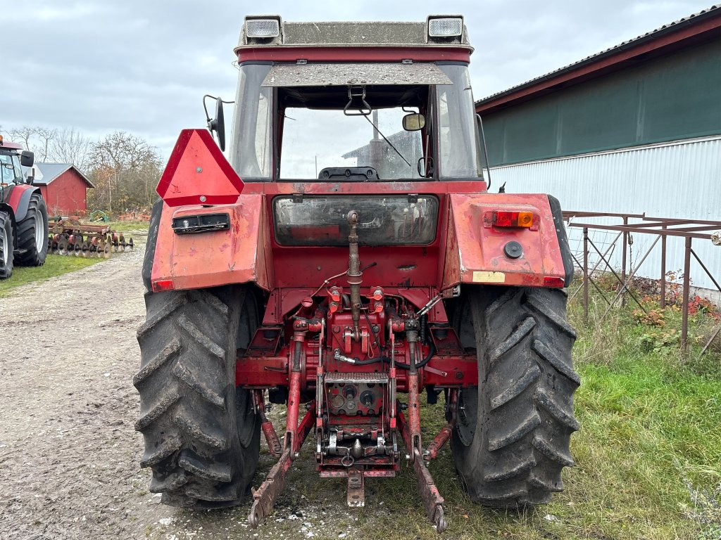 INTERNATIONAL 844 AXL - Traktor: pilt 4 INTERNATIONAL 844 AXL - Traktor: pilt 4