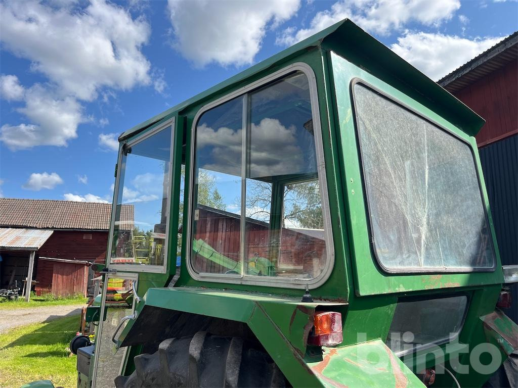 Traktor JOHN DEERE 1120: pilt 36