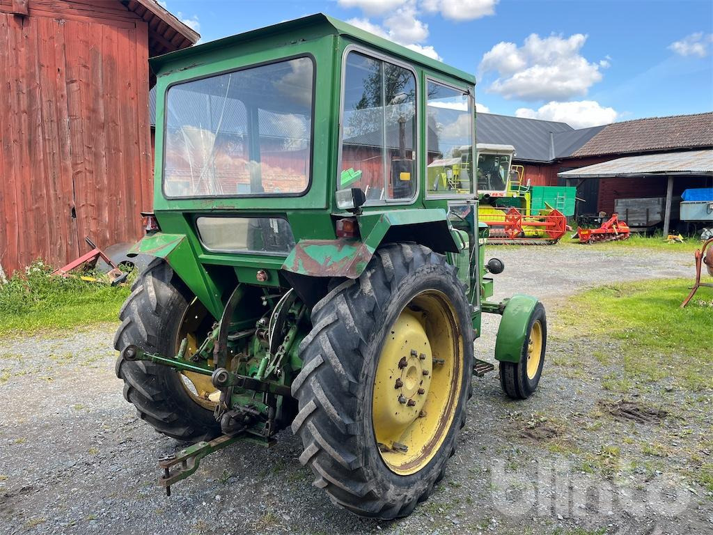 Traktor JOHN DEERE 1120: pilt 7