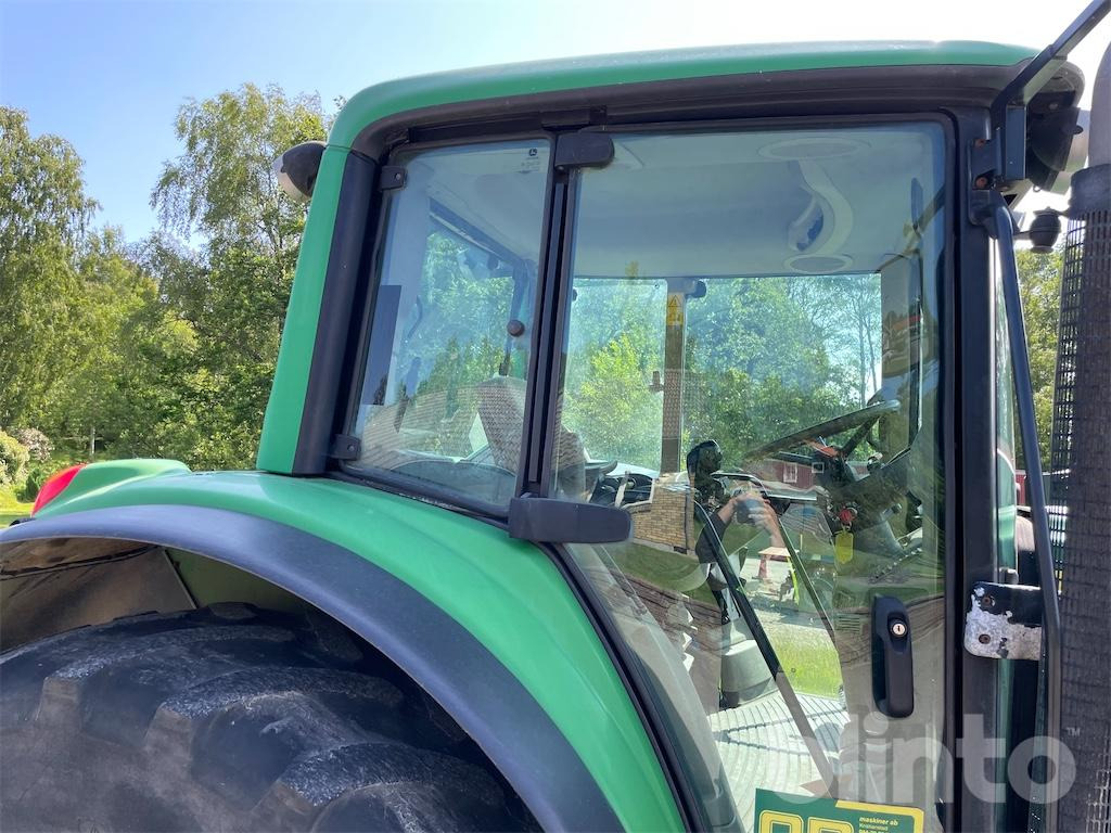 Traktor JOHN DEERE 6830 premium: pilt 47