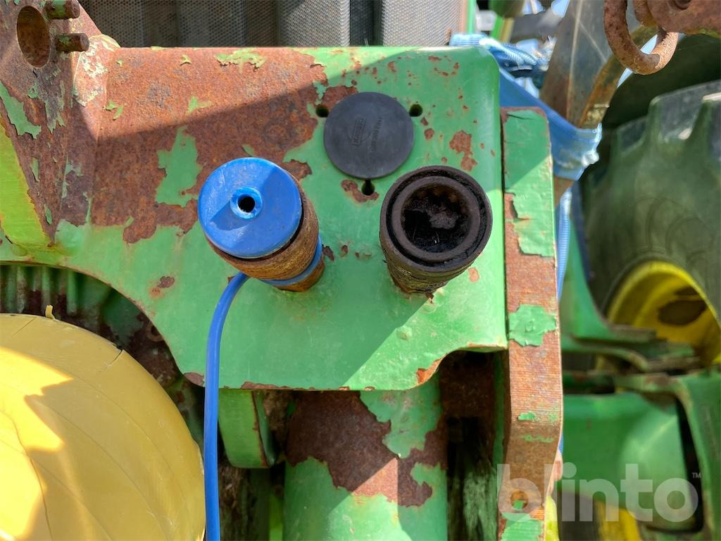 Traktor JOHN DEERE 6830 premium: pilt 26