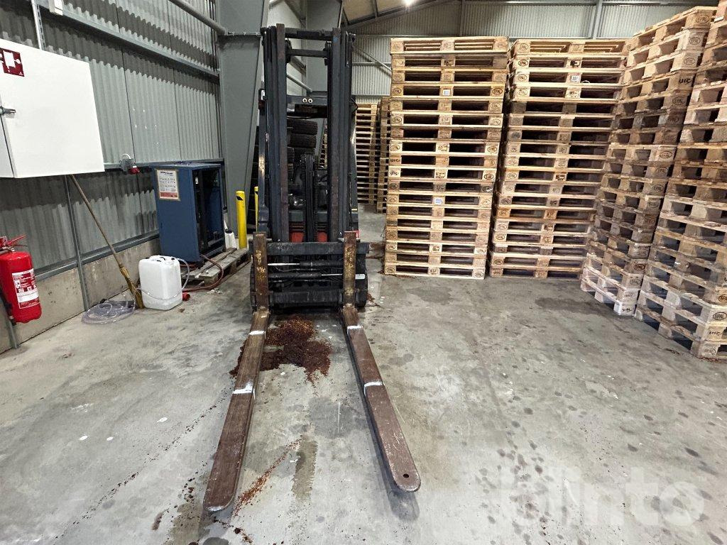 Linde E15 S - Kahveltõstuk: pilt 2 Linde E15 S - Kahveltõstuk: pilt 2