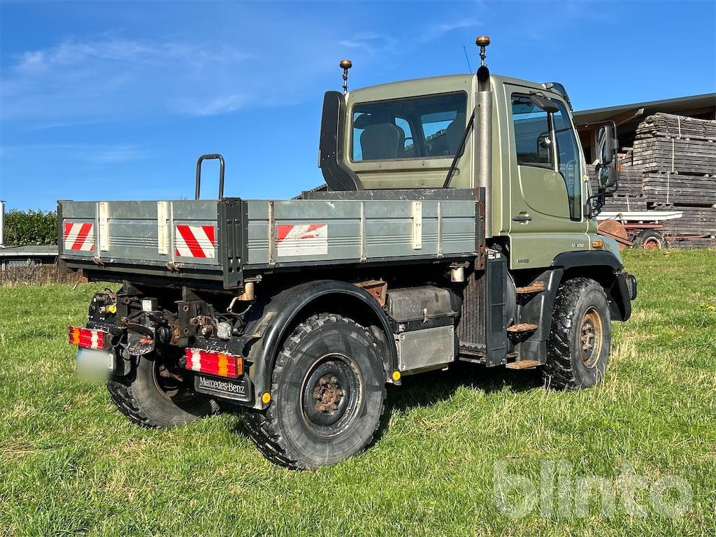 Mercedes-Benz U300 (2010) - Madelveok/ Platvormveok: pilt 3 Mercedes-Benz U300 (2010) - Madelveok/ Platvormveok: pilt 3