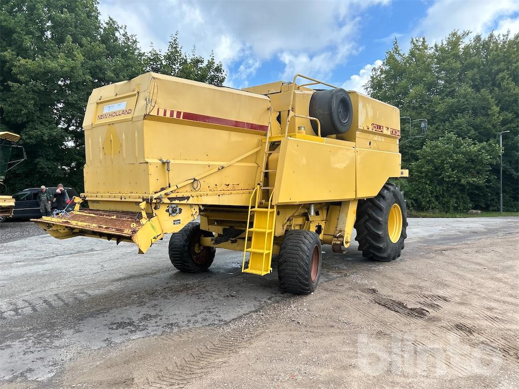 New Holland TX34 (1990) - Kombain: pilt 3 New Holland TX34 (1990) - Kombain: pilt 3