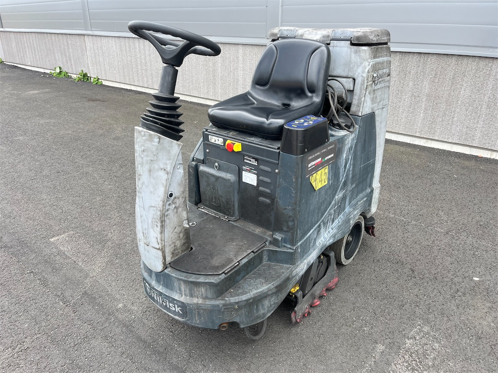Nilfisk BR 755 Ecoflex - Põrandapesumasin: pilt 1 Nilfisk BR 755 Ecoflex - Põrandapesumasin: pilt 1