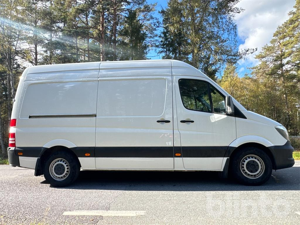 MERCEDES-BENZ - Tarbesõiduk: pilt 4 MERCEDES-BENZ - Tarbesõiduk: pilt 4